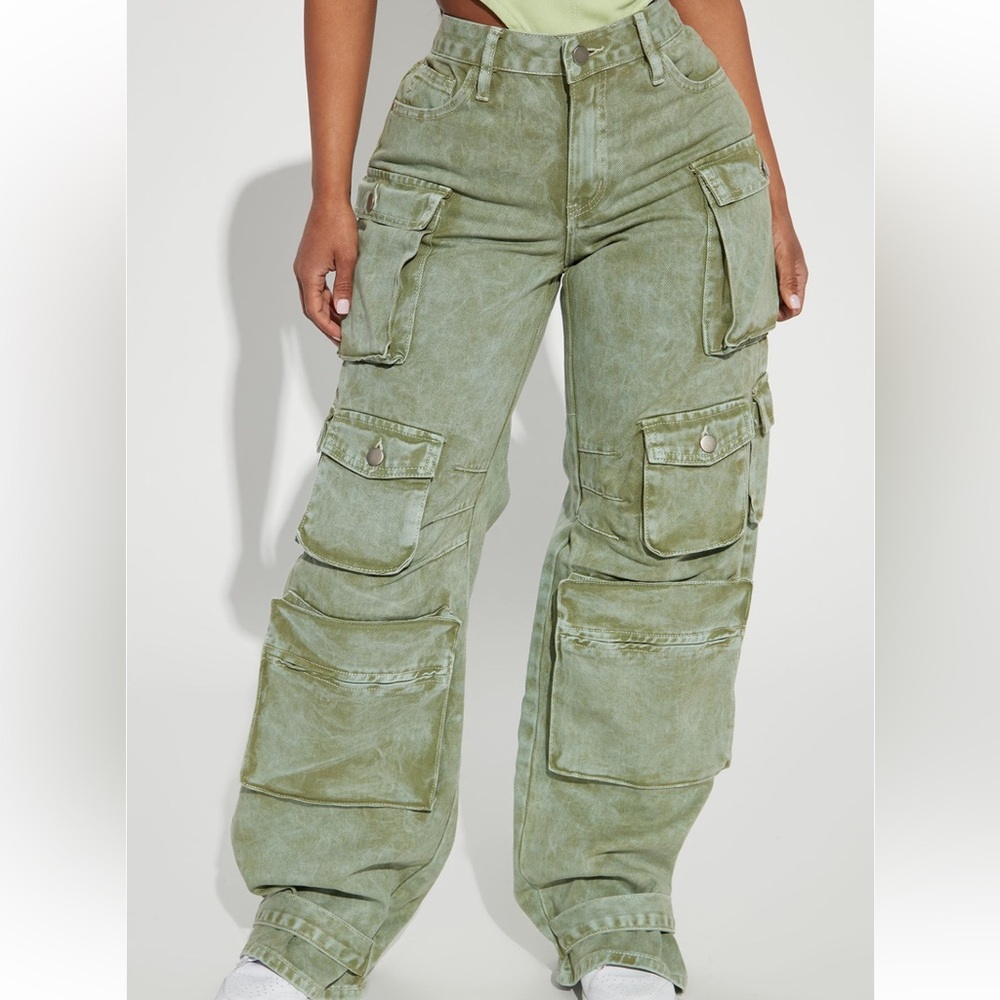 Fashion Nova cargo pants